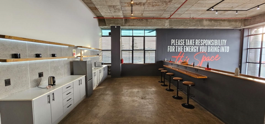 To Let commercial Property for Rent in Elsies River Industrial Western Cape